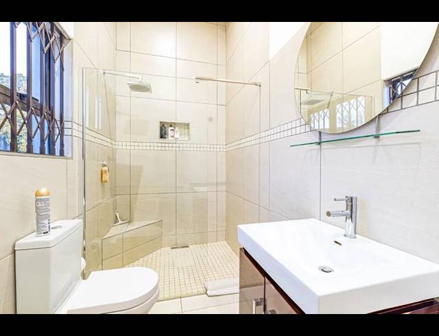 1 BEDROOM PROPERTY TO RENT IN BORDEAUX